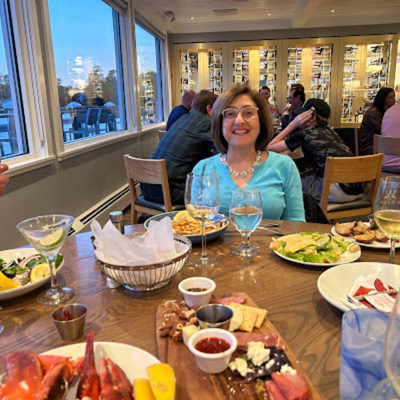 Meet your Posher, Maya - Picture 1 of 1